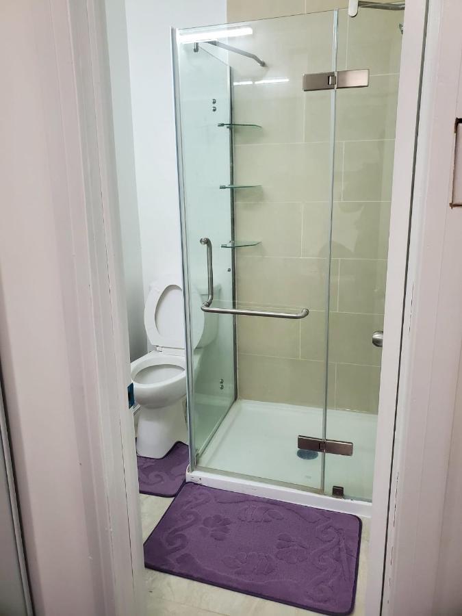 Appartement Maxwell Esabu à Toronto Extérieur photo