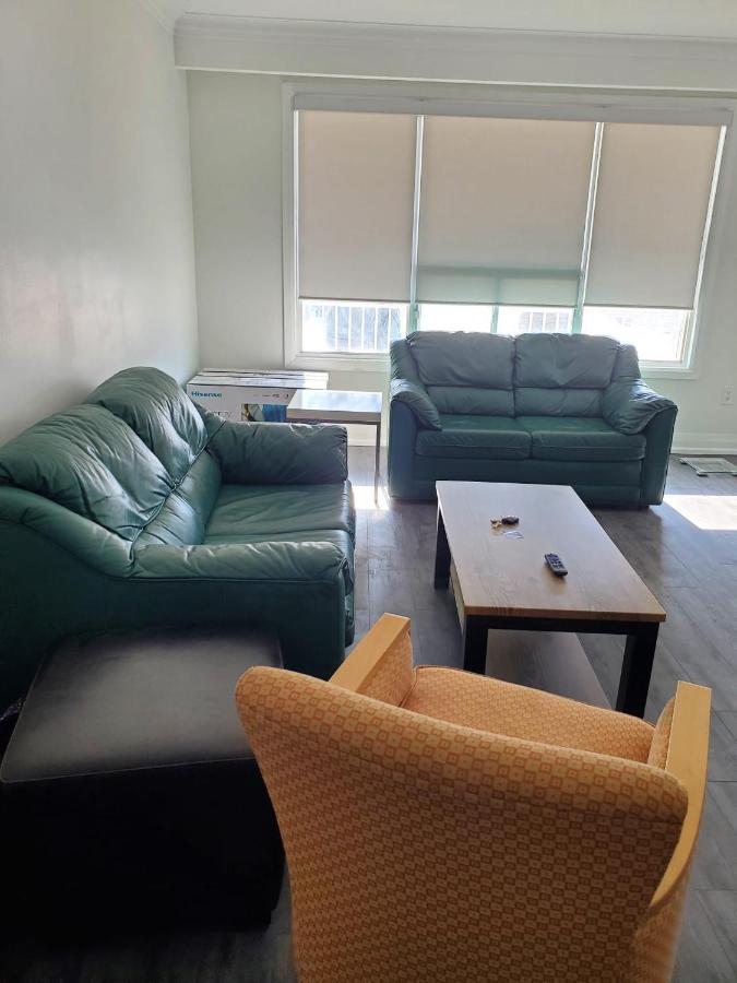 Appartement Maxwell Esabu à Toronto Extérieur photo