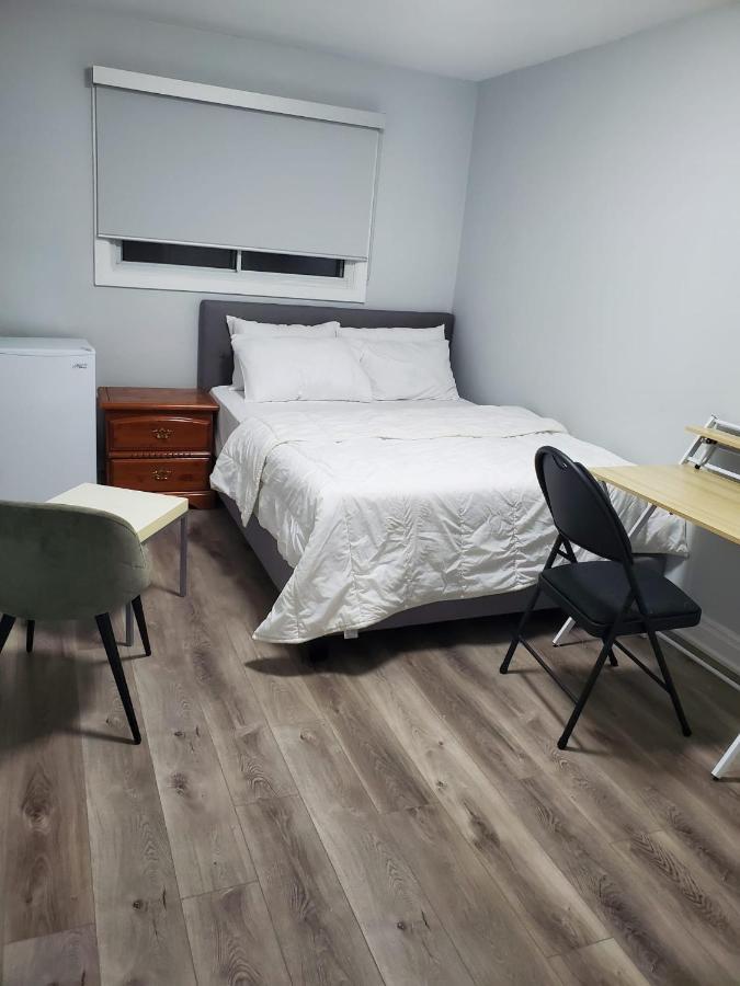 Appartement Maxwell Esabu à Toronto Extérieur photo
